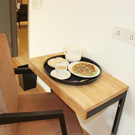Hotel Oyo 6589 Shubhdeep Aashiyana Gurgaon Zewnętrze zdjęcie